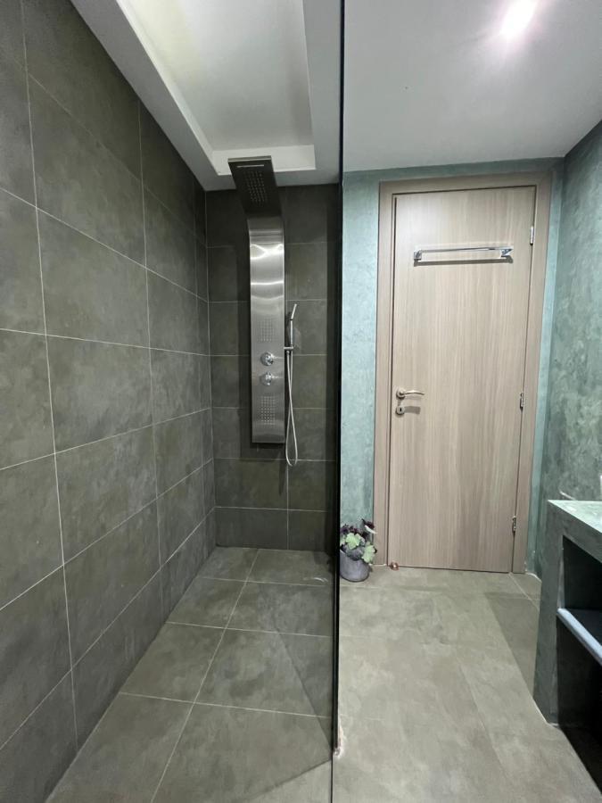Live Minimal Apartment Athens Exterior photo